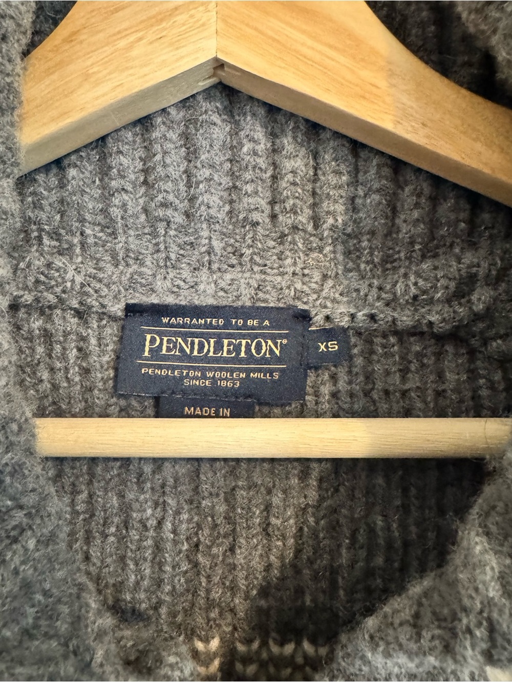 Pendleton Gray & Cream Geometric Zip-Up Shawl Collar Sweater - Picture 3 of 4